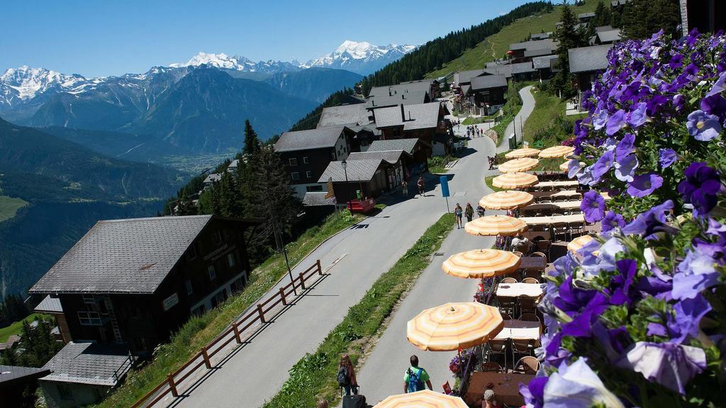 Hotel Alpfrieden Bettmeralp Bagian luar foto